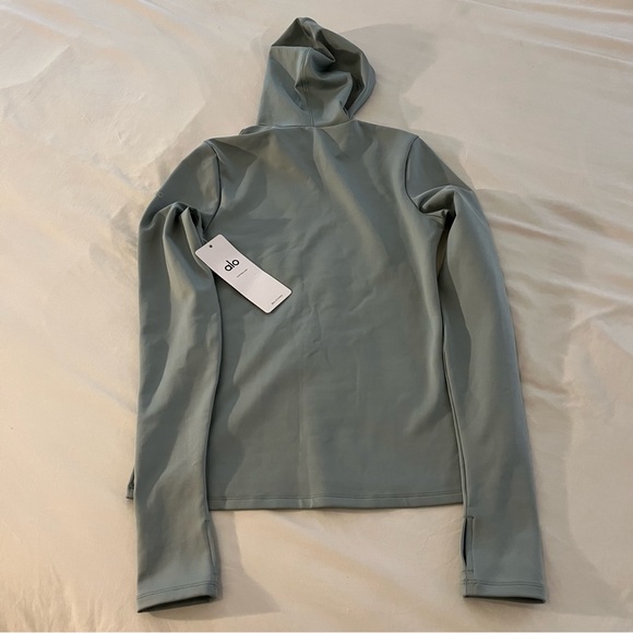 New Alo Warm Airlift Hooded Runner Size Small $98 - Picture 6 of 11